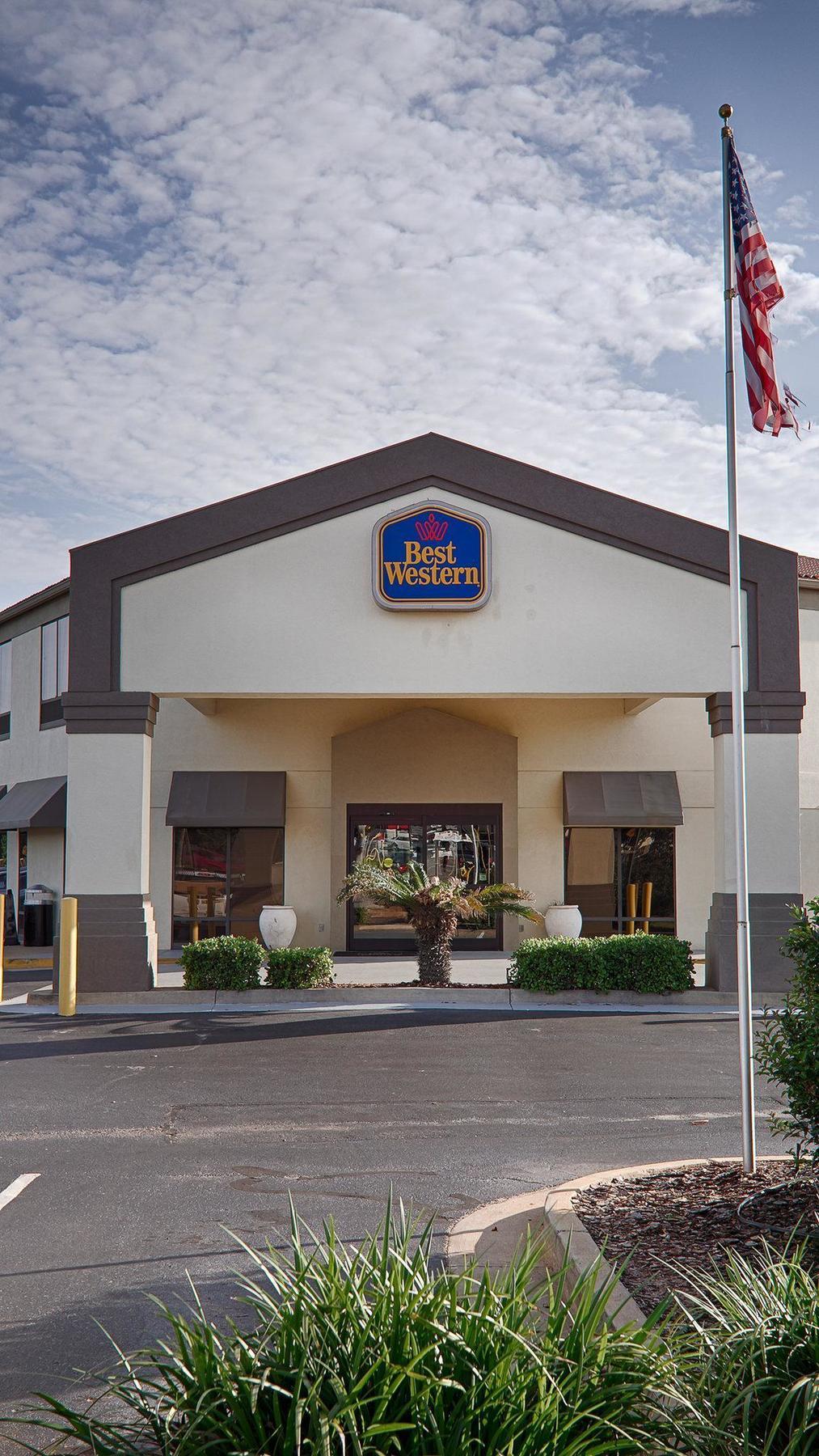 Park Inn By Radisson Albany Exterior photo