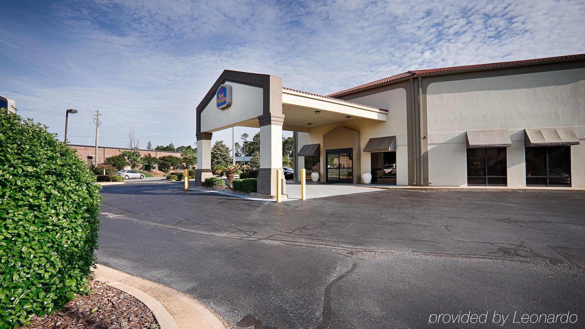 Park Inn By Radisson Albany Exterior photo